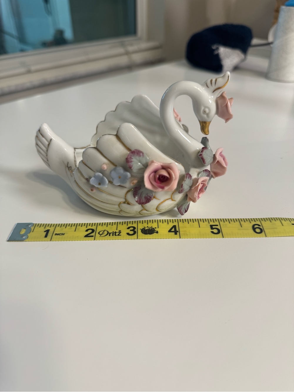 Vintage Occupied Japan Porcelain Swan Figurine